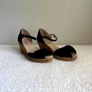 Black Genuine Suede Low Wedge Espadrille Sandal  US8 EUR 39